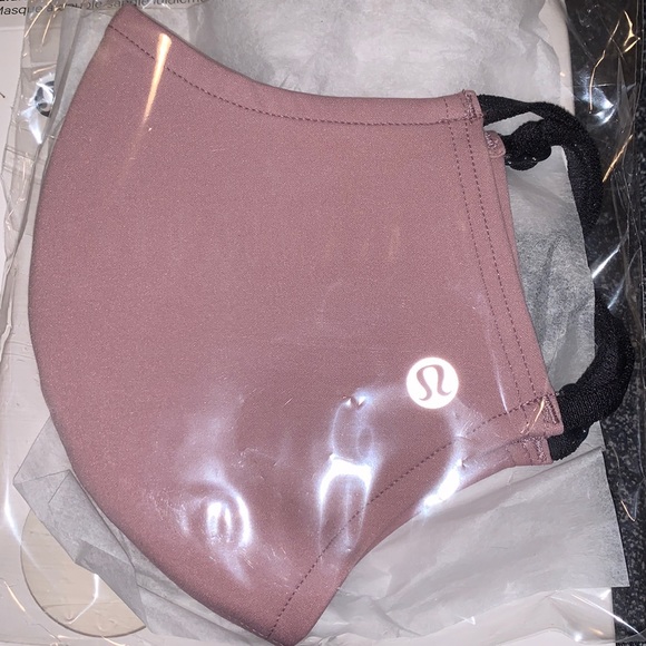 lululemon athletica Accessories - Lululemon Face Mask